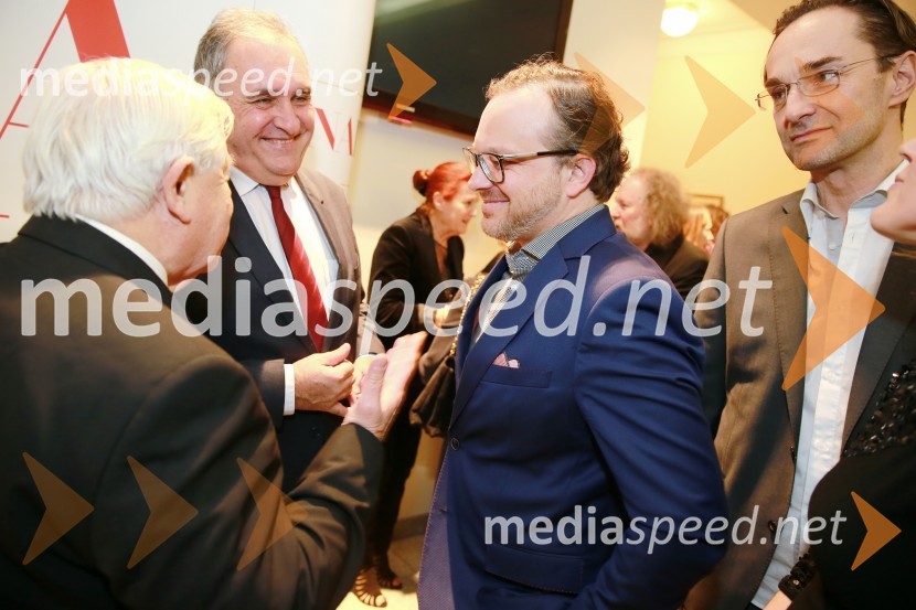  Milan Kučan, nekdanji predsednik Republike Slovenije;  Gregor Knafelc, v. d. odgovornega urednika, DeloOna 365 je Ana Roš