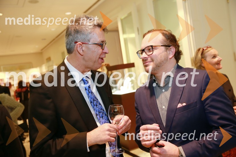  Andrej  Kren, predsednik uprave FMR d.d.;  Gregor Knafelc, v. d. odgovornega urednika, DeloOna 365 je Ana Roš