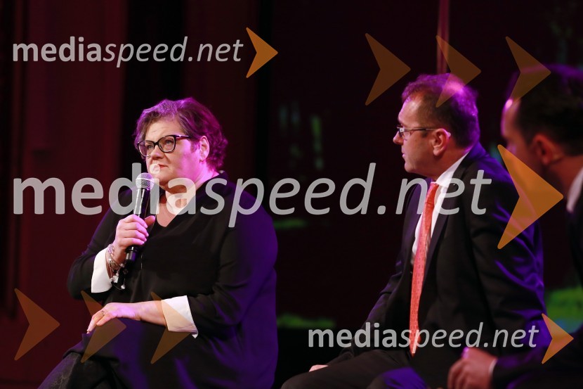  Desa Muck, voditeljica, pisateljica, dobitnica nagrade Frana Milčinskega – Ježka 2016; Mag. Martin Lisec, mediator, trener mediatorjev, predavateljOna 365 je Ana Roš