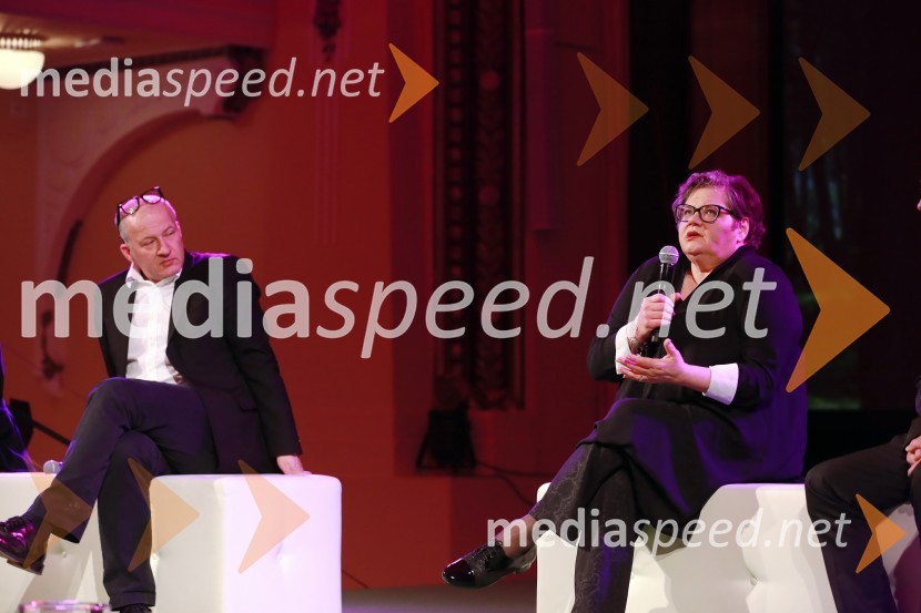  Ali Žerdin, novinar in urednik;  Desa Muck, voditeljica, pisateljica, dobitnica nagrade Frana Milčinskega – Ježka 2016Ona 365 je Ana Roš