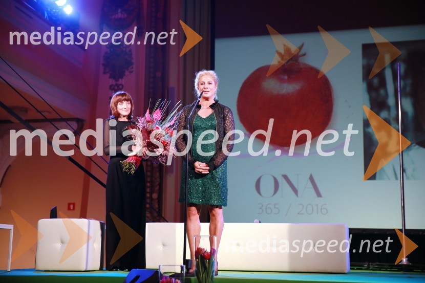  Ana Roš Stojan, kuharska mojstrica in najboljša chefinja na svetu po izboru akademije The World's 50 Best RestaurantsOna 365 je Ana Roš