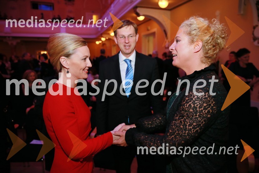  Mojca Stropnik, odvetnica;  Ana Roš Stojan, kuharska mojstrica in najboljša chefinja na svetu po izboru akademije The World's 50 Best RestaurantsOna 365 je Ana Roš