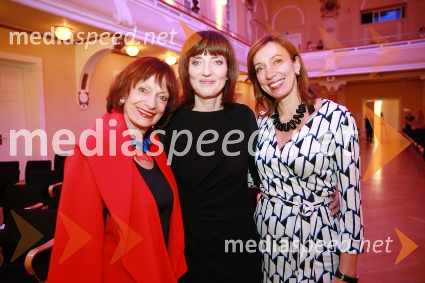 dr. Manca Košir, publicistka;  Sabina Obolnar, odgovorna urednica One in Onaplus; mag. Ladeja Košir Godina,  ustanoviteljica Circular Change / Giacomelli MediaOna 365 je Ana Roš