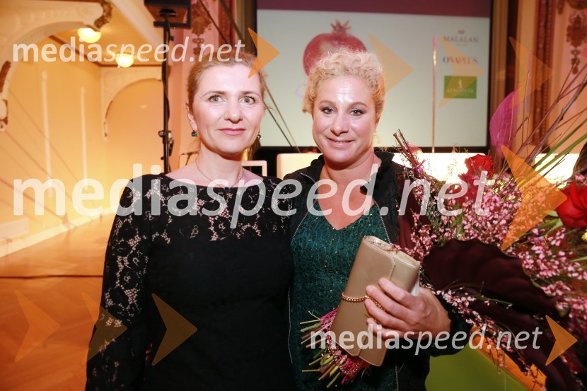  Dolores Podbevšek, direktorica marketinga Delo, d.o.o.;  Ana Roš Stojan, kuharska mojstrica in najboljša chefinja na svetu po izboru akademije The World's 50 Best RestaurantsOna 365 je Ana Roš