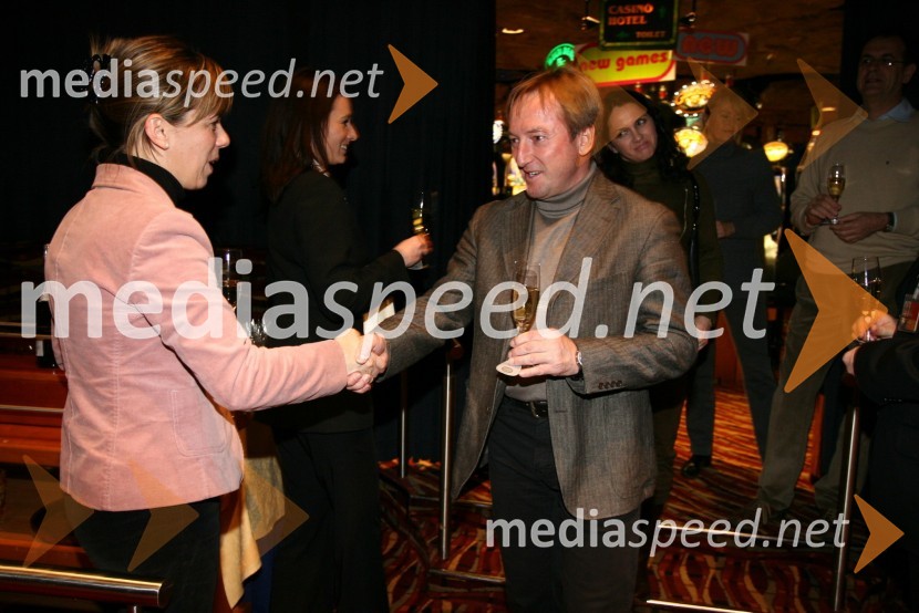 Katja Kogej, korporativno komuniciranje Hit d.d. in Bojan Križaj, nekdanji smučarSki Legends Hit Challenge 2008 - Tekmovanje smučarskih legend z Juretom Koširjem, žrebanje ekip