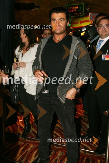 Alberto Tomba, nekdanji italijanski smučarSki Legends Hit Challenge 2008 - Tekmovanje smučarskih legend z Juretom Koširjem, žrebanje ekip