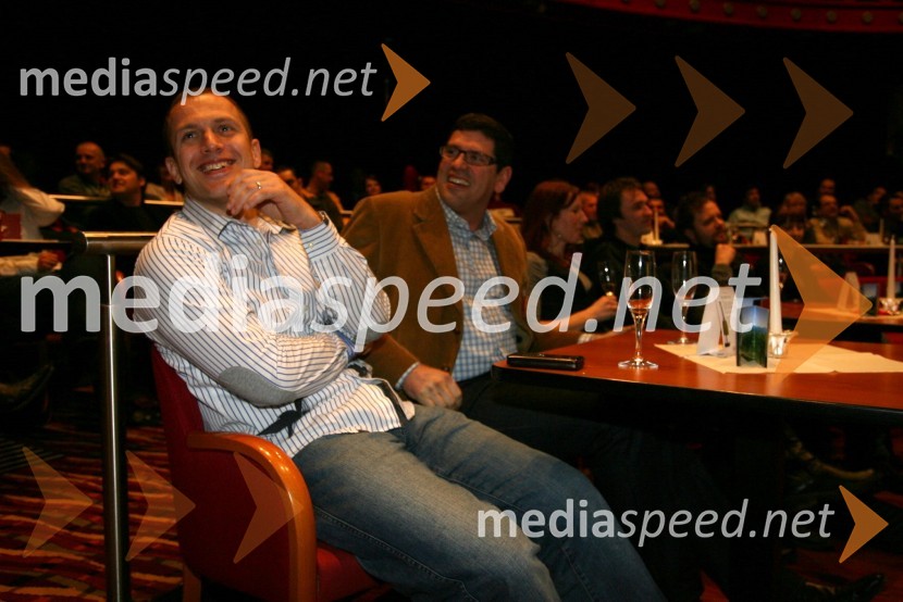 Jure Košir, nekdanji smučar in organizator tekmovanja in  	Andrej Sluga, direktor marketinga Hit d.d.Ski Legends Hit Challenge 2008 - Tekmovanje smučarskih legend z Juretom Koširjem, žrebanje ekip