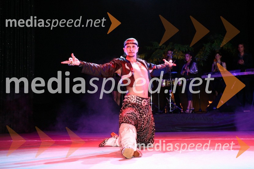 Brazilska plesna skupina Mango Tropical CafeSki Legends Hit Challenge 2008 - Tekmovanje smučarskih legend z Juretom Koširjem, žrebanje ekip