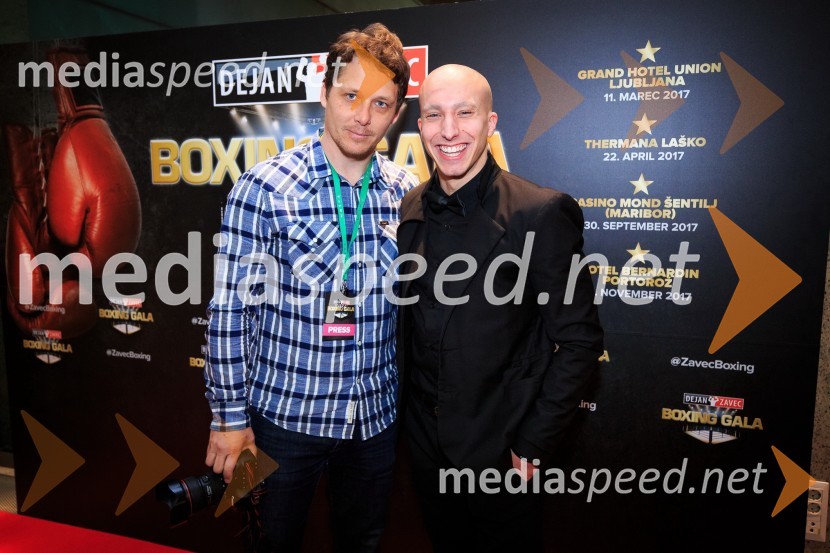  Vid  Ponikvar, fotograf;  Filip Križišnik, F&B AcrobaticsDejan Zavec Boxing Gala