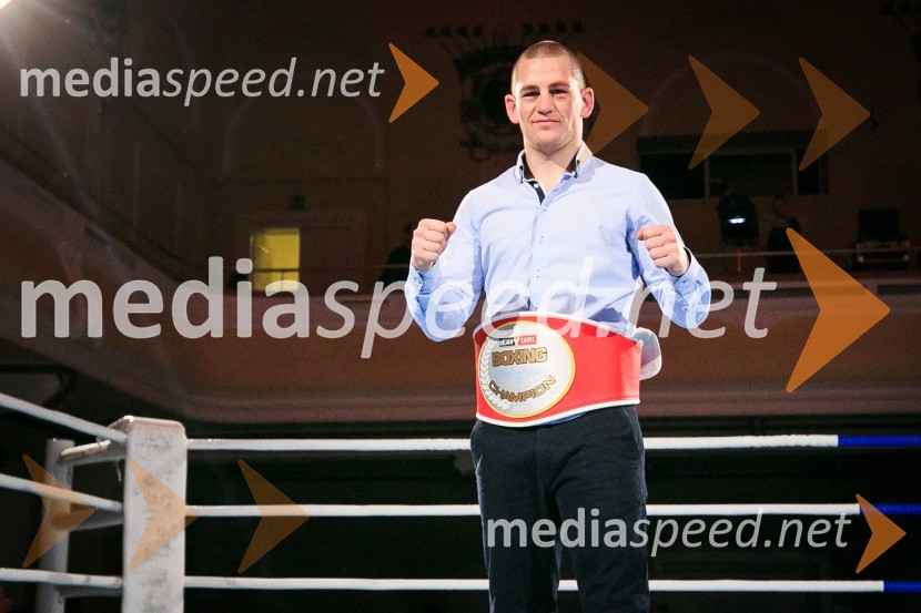  Denis  Lazar, boksarDejan Zavec Boxing Gala