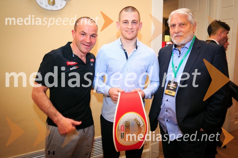  Dejan Zavec, nekdanji boksar;  Denis  Lazar, boksar;  Boris Cavazza, igralecDejan Zavec Boxing Gala