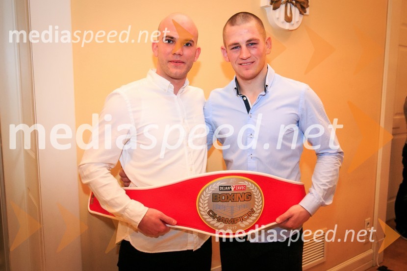  Sašo  Pučko, predsednik Boksarske zveze Slovenije;  Denis  Lazar, boksarDejan Zavec Boxing Gala