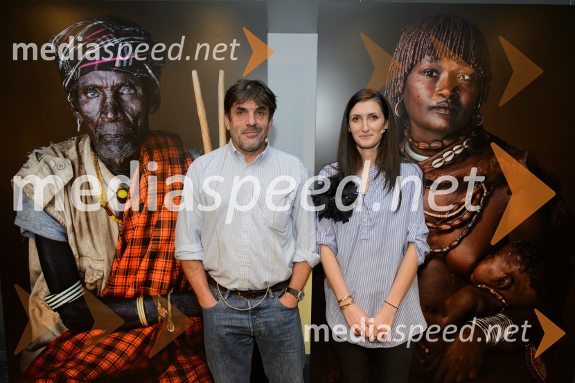  Arne Hodalič, fotograf;  Katja   Bidovec, fotografinjaArne Hodalič in Katja Bidovec, predavanje in otvoritev razstave