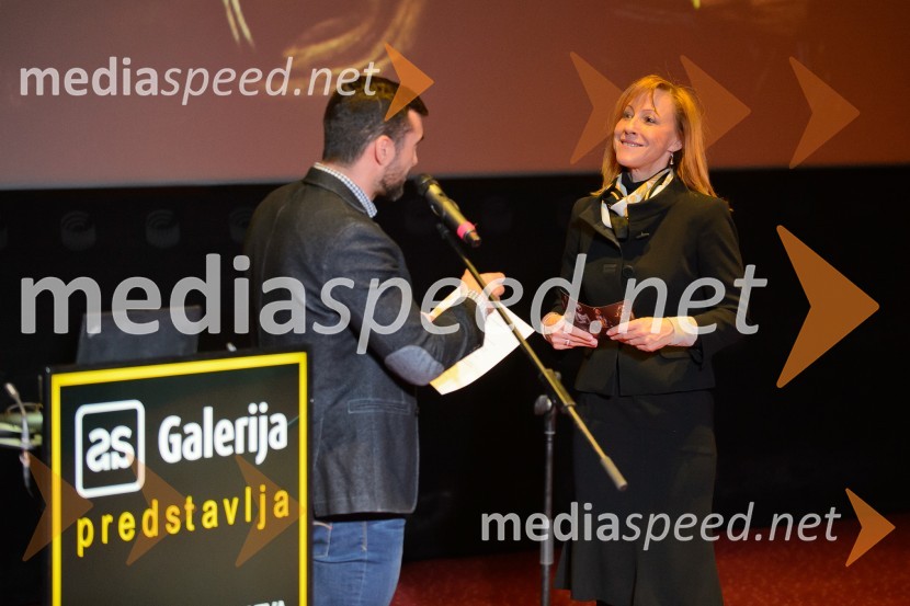  Marko Potrč, televizijski voditelj;  Karmen Škoda Piško,  izvršna direktorica trženja v Adriatic SloveniciArne Hodalič in Katja Bidovec, predavanje in otvoritev razstave