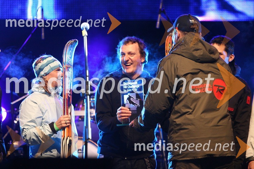 Alenka Dovžan, nekdanja smučarka in Drago Grubelnik, nekdanji smučarSki Legends Hit Challenge 2008 - Tekmovanje smučarskih legend z Juretom Koširjem