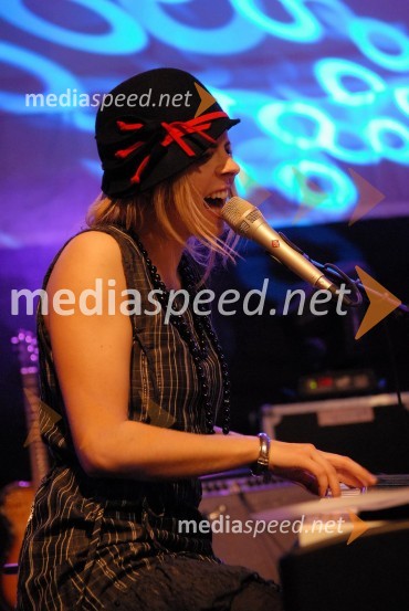Neisha, pevkaSki Legends Hit Challenge 2008 - Tekmovanje smučarskih legend z Juretom Koširjem
