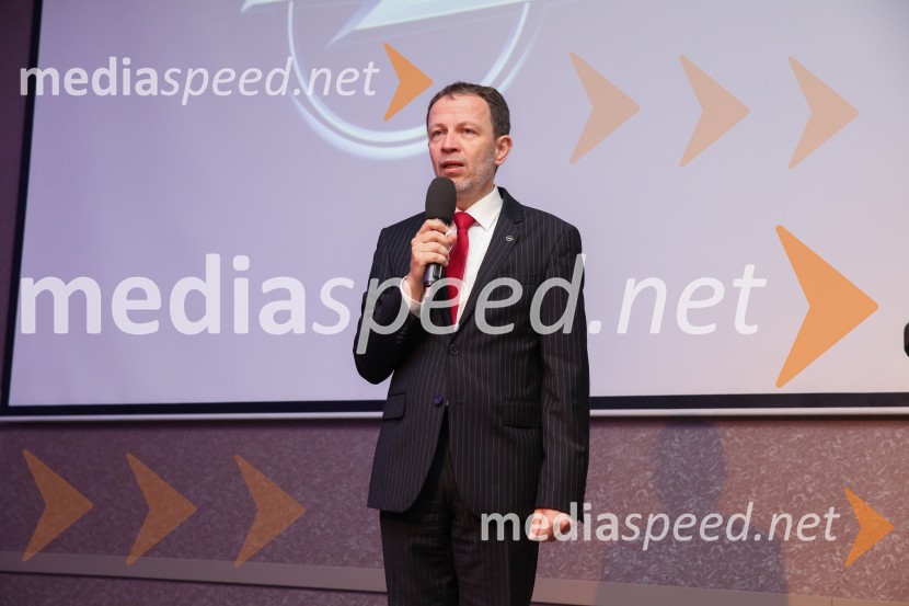  Borut Gazvoda, direktor, Opel SlovenijaNovi Opel Crossland X, slovenska predstavitev