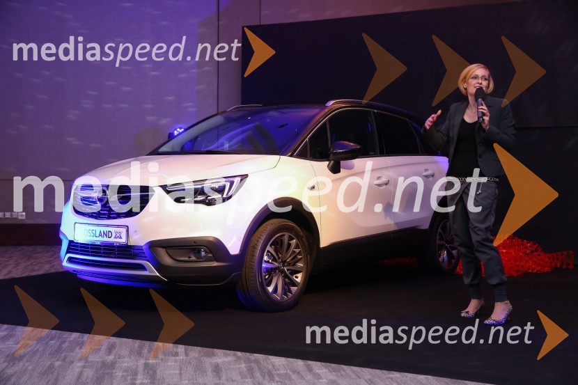 Špela Ramovš, vodja marketinga, Opel SlovenijaNovi Opel Crossland X, slovenska predstavitev