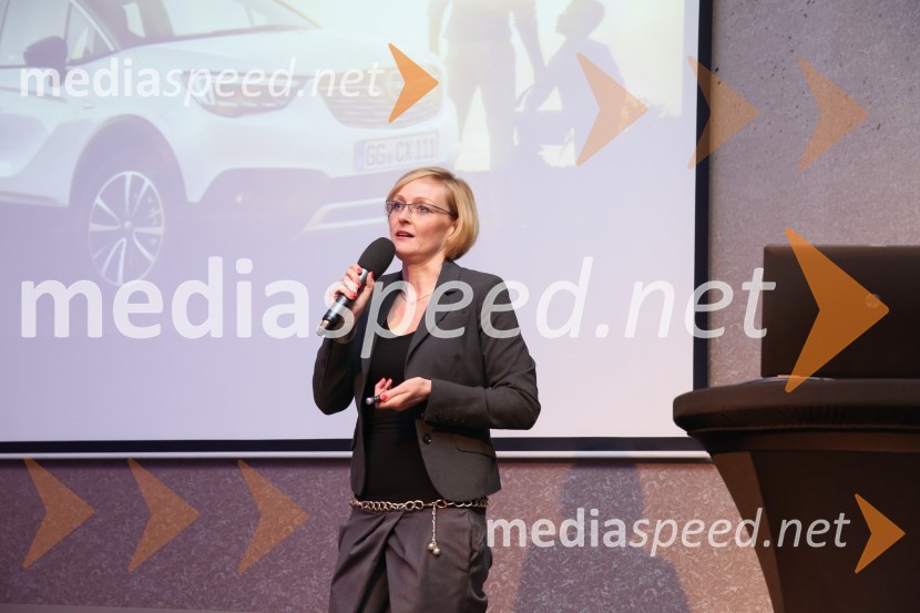  Špela Ramovš, vodja marketinga, Opel SlovenijaNovi Opel Crossland X, slovenska predstavitev