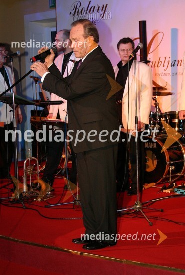 Stane Mancini, pevecVeliki rotarijski ples 2008