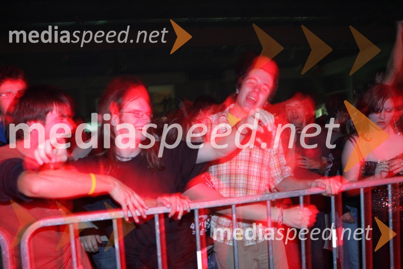 Gledalci med zabavoKoncert Gremo na prvi rok, UŠC Leona Štuklja