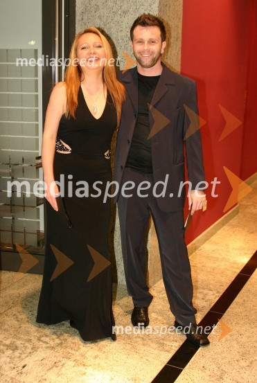 Maja Šumej in Matjaž Romih, povezovalca programaVeliki rotarijski ples 2008