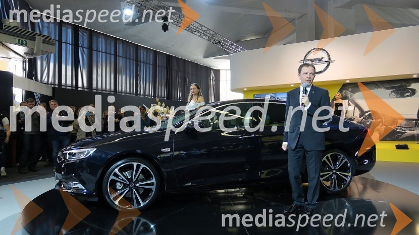 Opel Insignia24. Avtomobilski salon Slovenije 2017