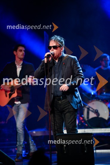  Peter Lovšin - Pero, pevecPeter Lovšin, 40 let glasbene kariere