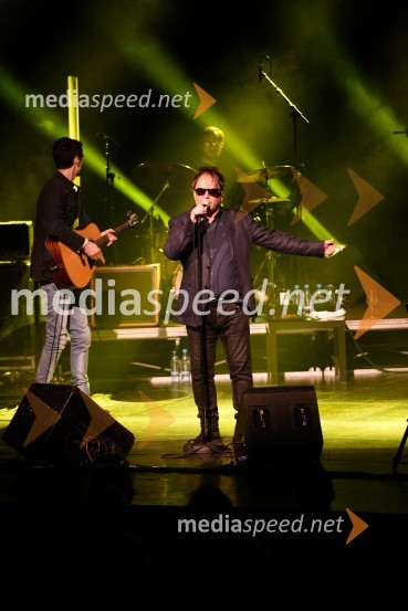  Peter Lovšin - Pero, pevecPeter Lovšin, 40 let glasbene kariere