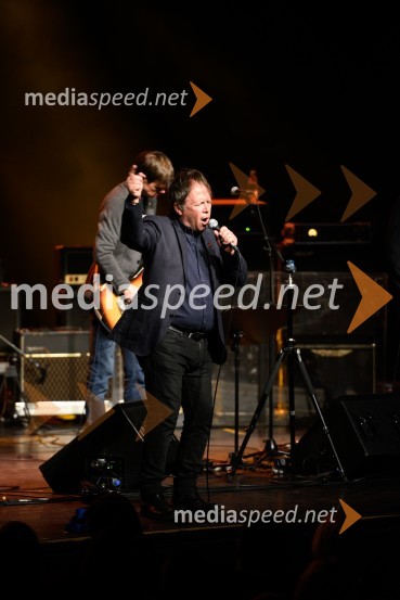  Peter Lovšin - Pero, pevecPeter Lovšin, 40 let glasbene kariere