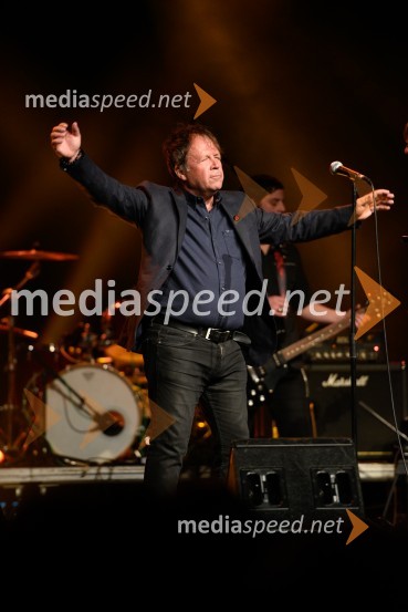  Peter Lovšin - Pero, pevecPeter Lovšin, 40 let glasbene kariere