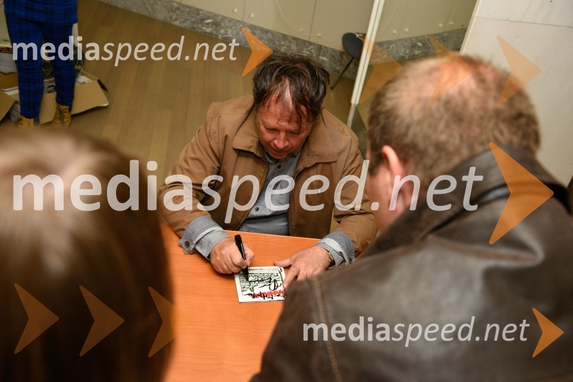  Peter Lovšin - Pero, pevecPeter Lovšin, 40 let glasbene kariere