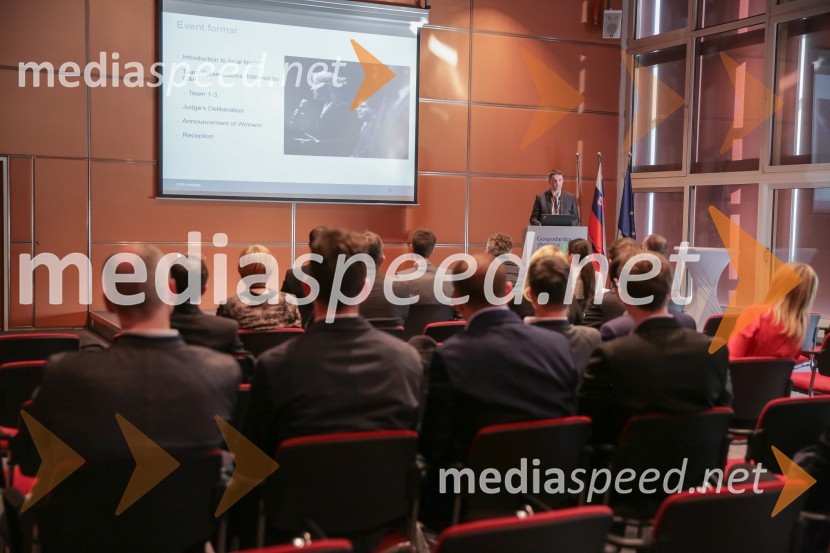  Bojan Ivanc, CFA, CAIA, član upravnega odbora društva CFA Slovenija in glavni ekonomist Analitike GZSCFA Institute Research Challenge 2017, lokalni finale