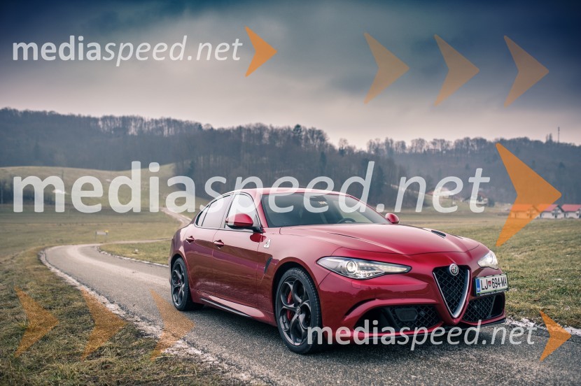 Alfa Romeo Giulia 2.9 V6 Bi-Turbo AUT QuadrifoglioAlfa Romeo Giulia 2.9 V6 Bi-Turbo AUT Quadrifoglio, mediaspeed test