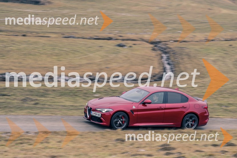 Alfa Romeo Giulia 2.9 V6 Bi-Turbo AUT QuadrifoglioAlfa Romeo Giulia 2.9 V6 Bi-Turbo AUT Quadrifoglio, mediaspeed test