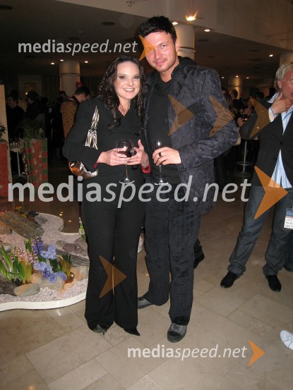 Alenka Gotar, pevka in Robert Roškar, Radio AktualEMA 2008, finale