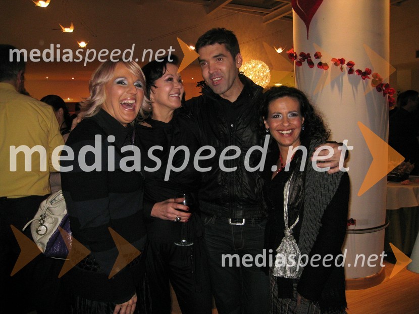 Alenka Godec, pevka, Miš Molk, Mario Galunič, TV voditelj in Darja Švajger, pevkaEMA 2008, finale