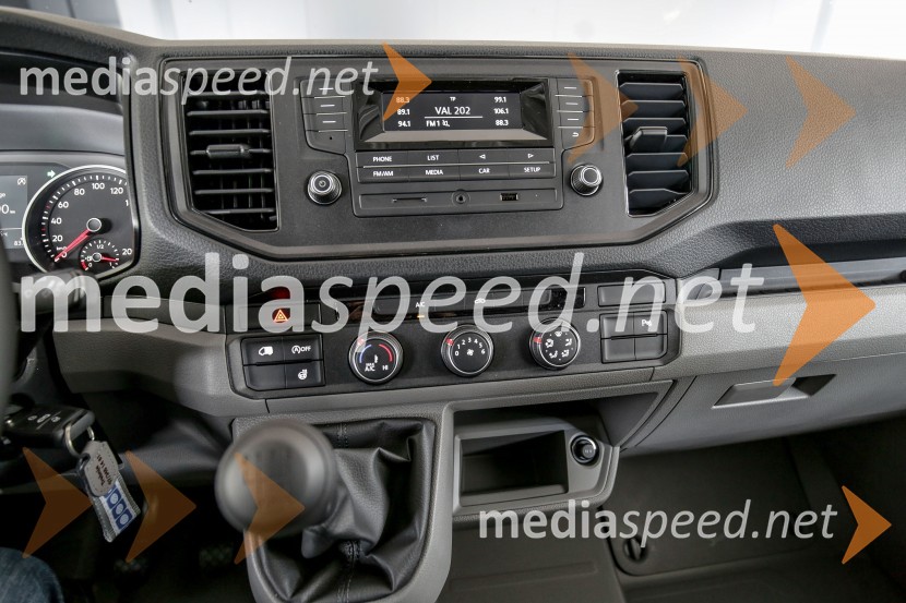 Volkswagen CrafterVolkswagen Crafter, slovenska predstavitev