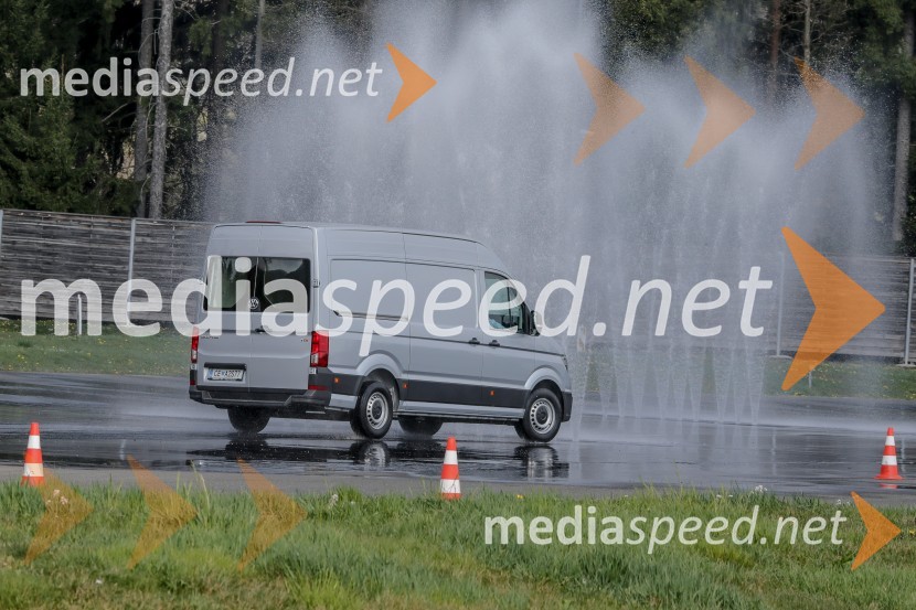 Volkswagen CrafterVolkswagen Crafter, slovenska predstavitev