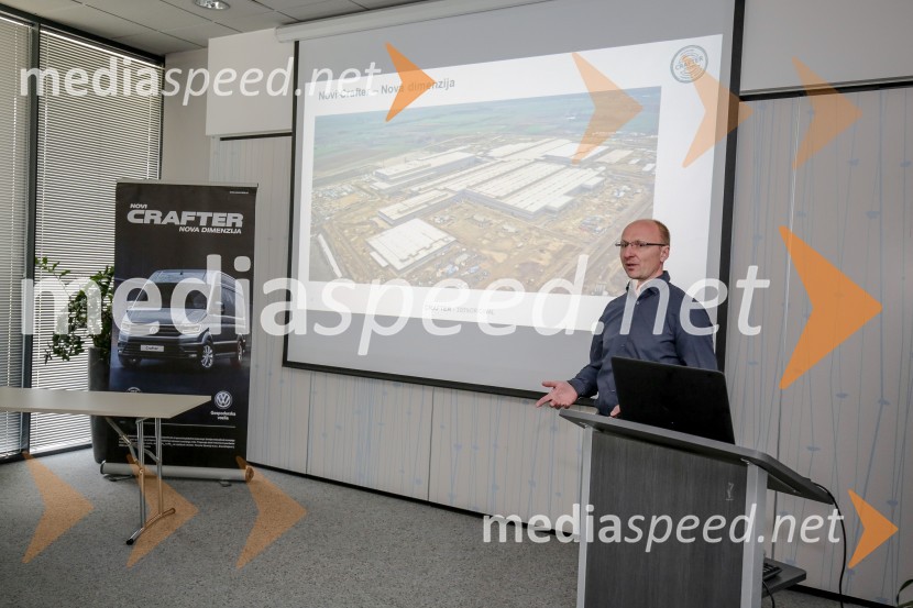 Volkswagen Crafter, slovenska predstavitev