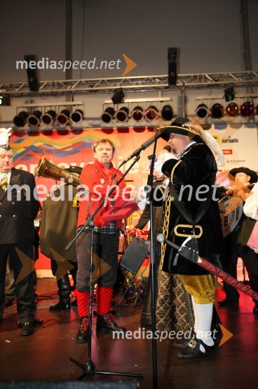 Štefan Čelan, ptujski župan in princ Miran Urih, majer CirkovškiKurentovanje 2008 na Ptuju: koncert Boštjana Konečnika ter skupin Skater in Atomik Harmonik