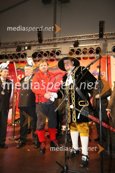 Štefan Čelan, ptujski župan in princ Miran Urih, majer CirkovškiKurentovanje 2008 na Ptuju: koncert Boštjana Konečnika ter skupin Skater in Atomik Harmonik