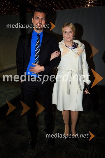  Žiga Godec, Prva osebna zavarovalnica d.d.;  Tinkara Godec, direktorica DEOS centra starejših trnovoKoncert 2Cellos in VIP sprejem, PRVA osebna zavarovalnica