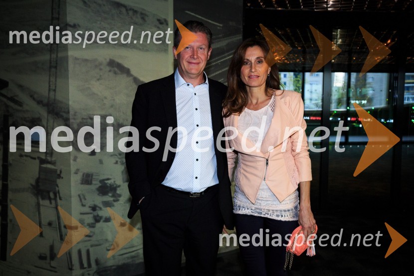  Davorin Poherc, predsednik uprave podjetja Kemofarmacija d.d.;  Nataša Poherc, dr. med. spec.Koncert 2Cellos in VIP sprejem, PRVA osebna zavarovalnica