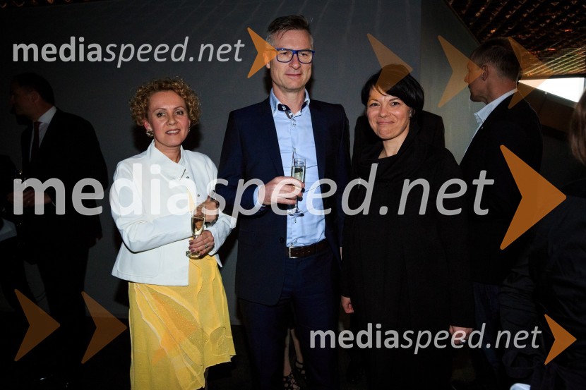  ... ;  Aljaž Vuk, Arriva, d.d.;  Nataša Hajdinjak, direktor marketinga in trženja zavarovanj, Prva osebna zavarovalnica, d.d.Koncert 2Cellos in VIP sprejem, PRVA osebna zavarovalnica