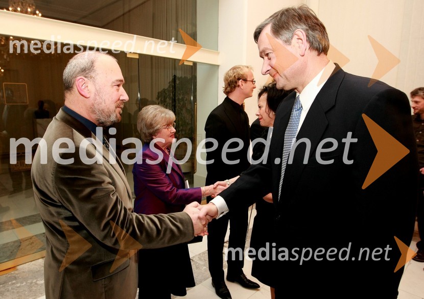 Miljenko Licul, oblikovalec, nagrajenec Prešernovega sklada za življenjsko delo in dr. Danilo Türk, predsednik Republike SlovenijePodelitev Prešernovih nagrad ob slovenskem kulturnem prazniku