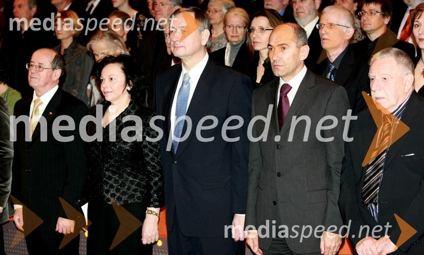 France Cukjati, predsednik Državnega zbora, dr. Danilo Türk, predsednik Republike Slovenije in soproga Barbara Miklič Türk, Janez Janša, predsednik Vlade Republike Slovenije in Dušan Jovanović, predsednik Upravnega odbora Prešernovega skladaPodelitev Prešernovih nagrad ob slovenskem kulturnem prazniku