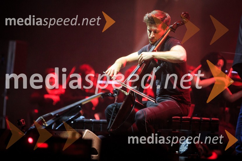  Luka Šulić, čelist, 2 CellosKoncert 2Cellos in VIP sprejem, PRVA osebna zavarovalnica