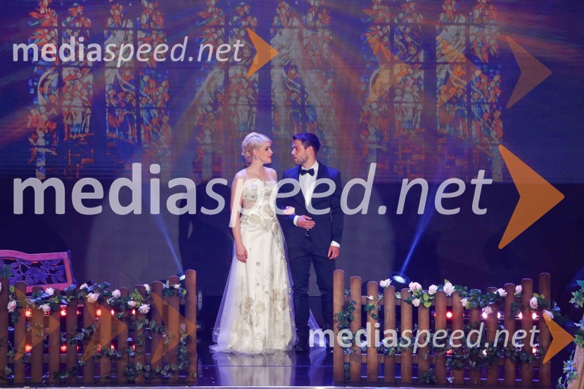  Darja Gajšek, pevka, voditeljica;  ... Slovenska polka in valček 2017