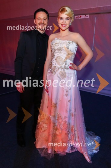  Blaž Švab, pevec, skupina Modrijani;  Darja Gajšek, pevka, voditeljicaSlovenska polka in valček 2017